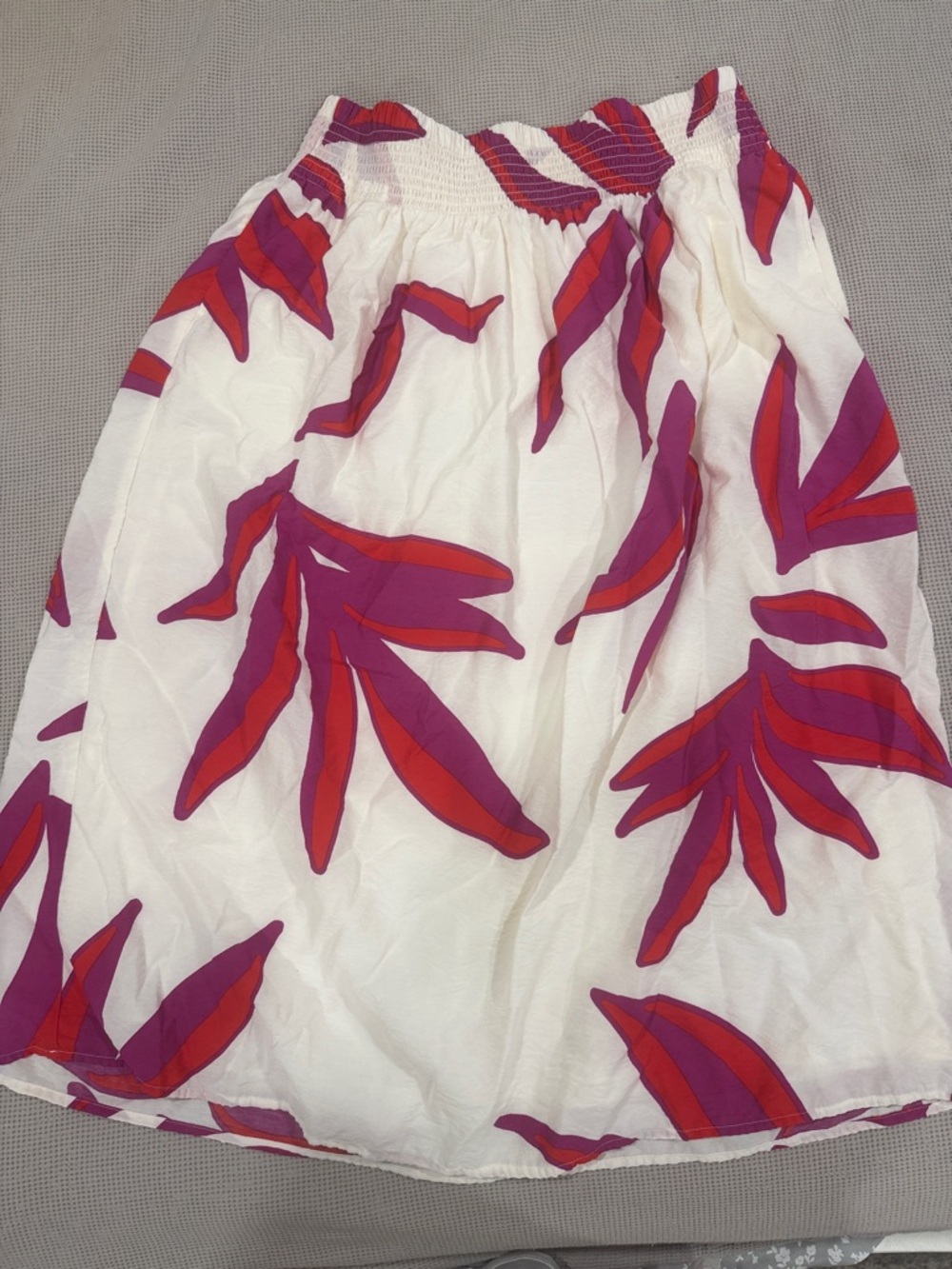 Nine West White Skirt with Red & Purple Leaf Print